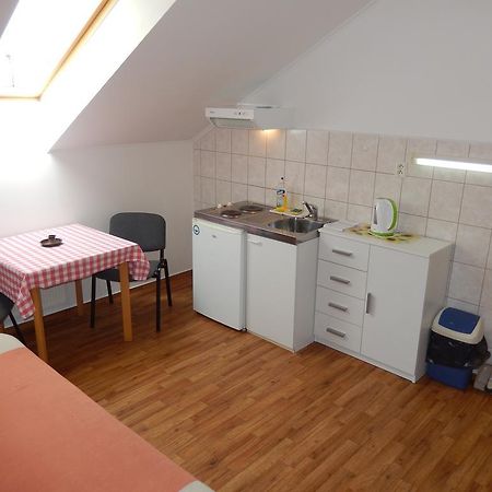 Penzion V Infocentru Srbska Kamenice ภายนอก รูปภาพ